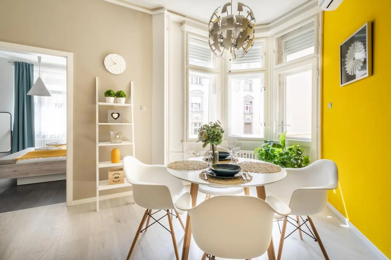 Appartamento Bpr Lavish Suite In Budapest Downtown